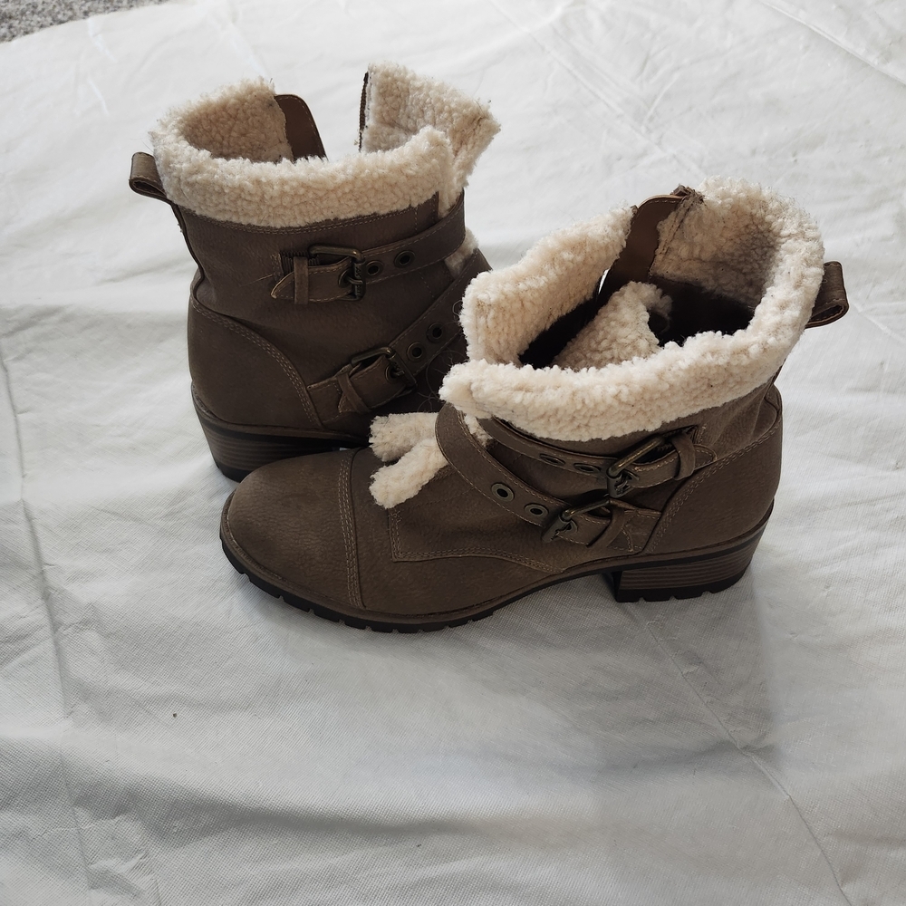 Anne Klein Brown Ankle Boots with Cream Lining